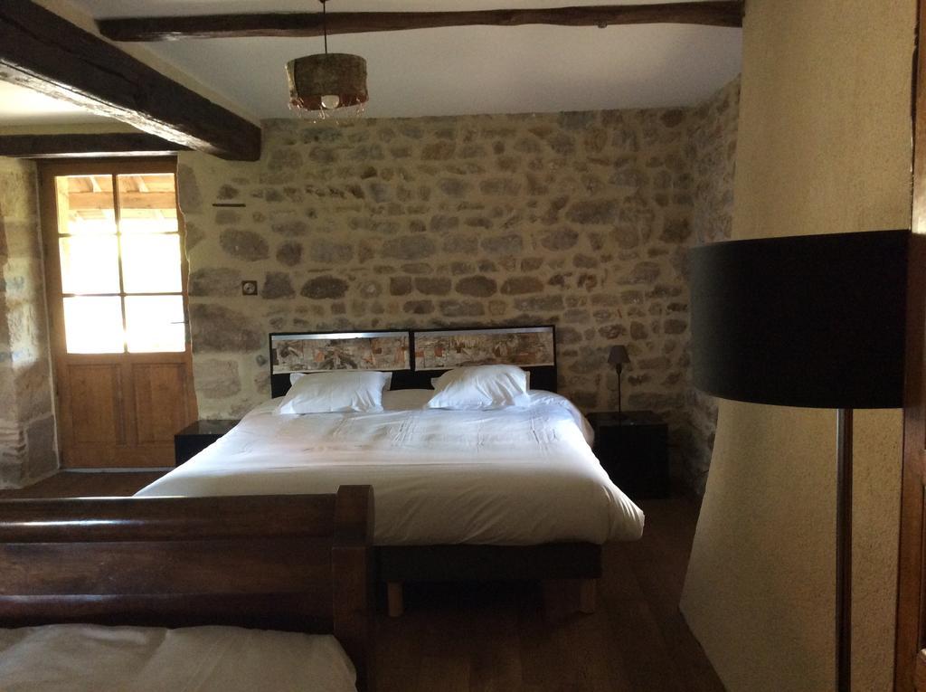 Bed and Breakfast Domaine De Noyer Saint-Christophe-en-Brionnais Pokoj fotografie